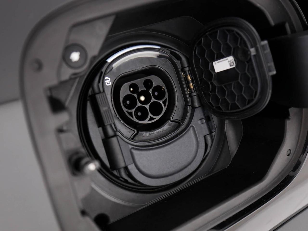 GLA 250 e phev (eq-power) Premium auto - Certified