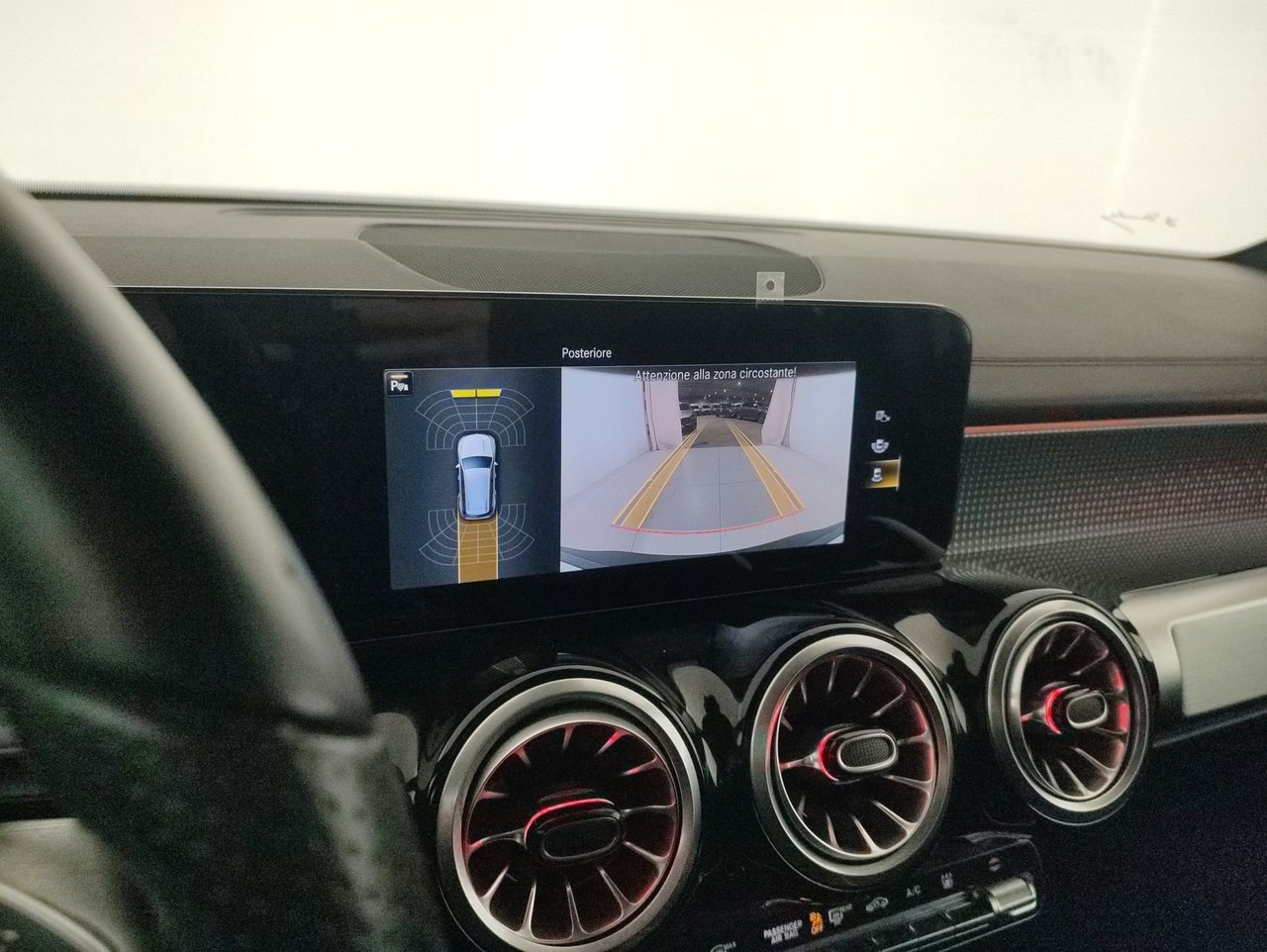 EQB 300 Premium 4matic - Certified