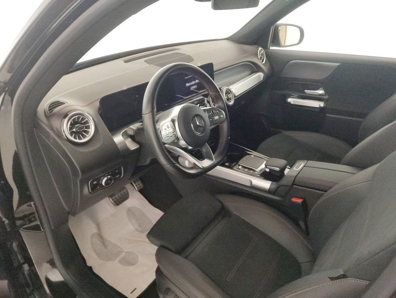 EQB 300 Premium 4matic - Certified