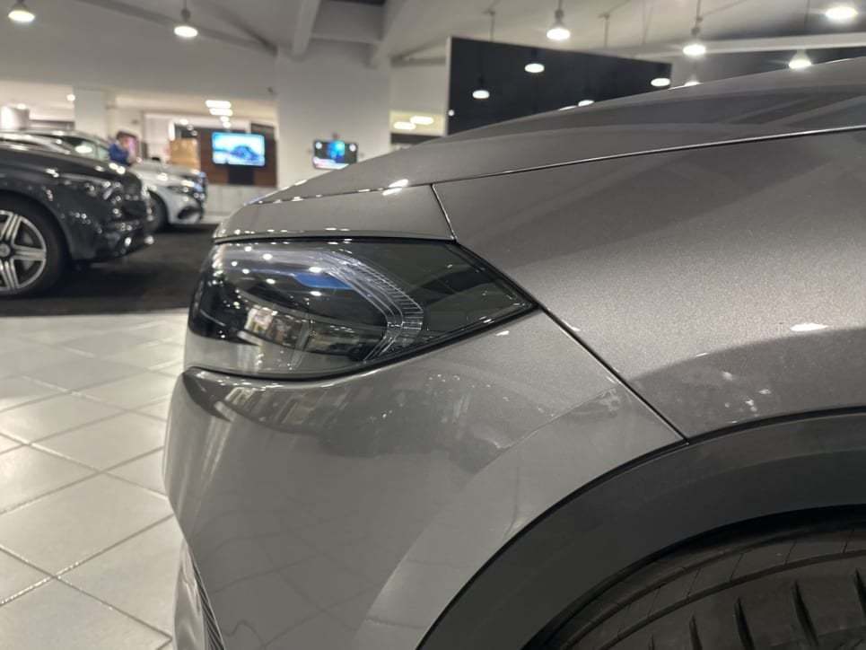 EQA 250 Sport Plus - Certified