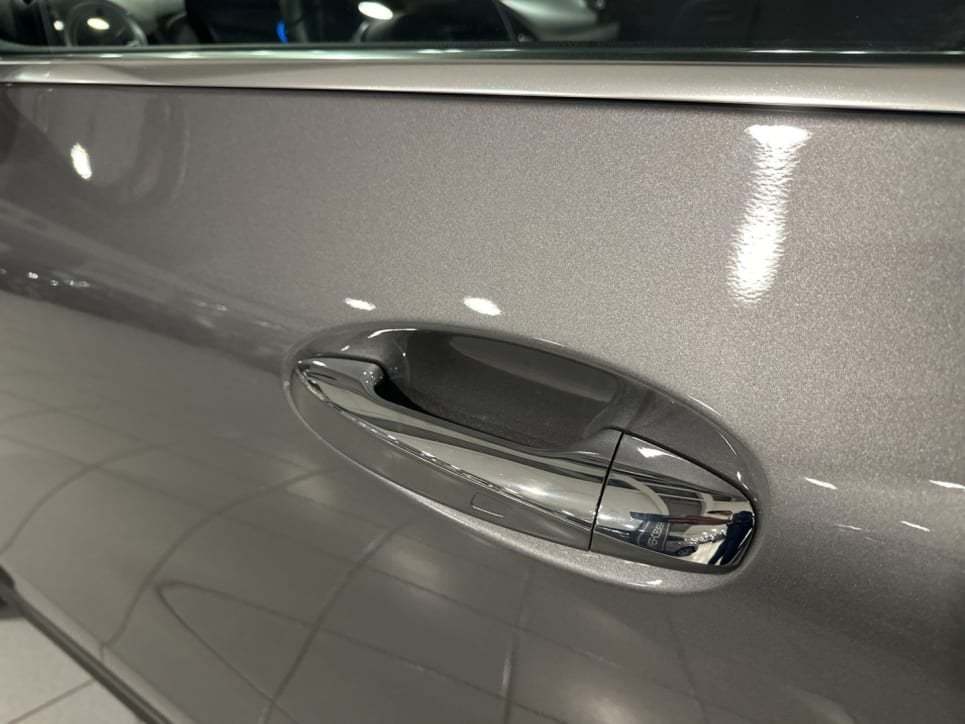 EQA 250 Sport Plus - Certified