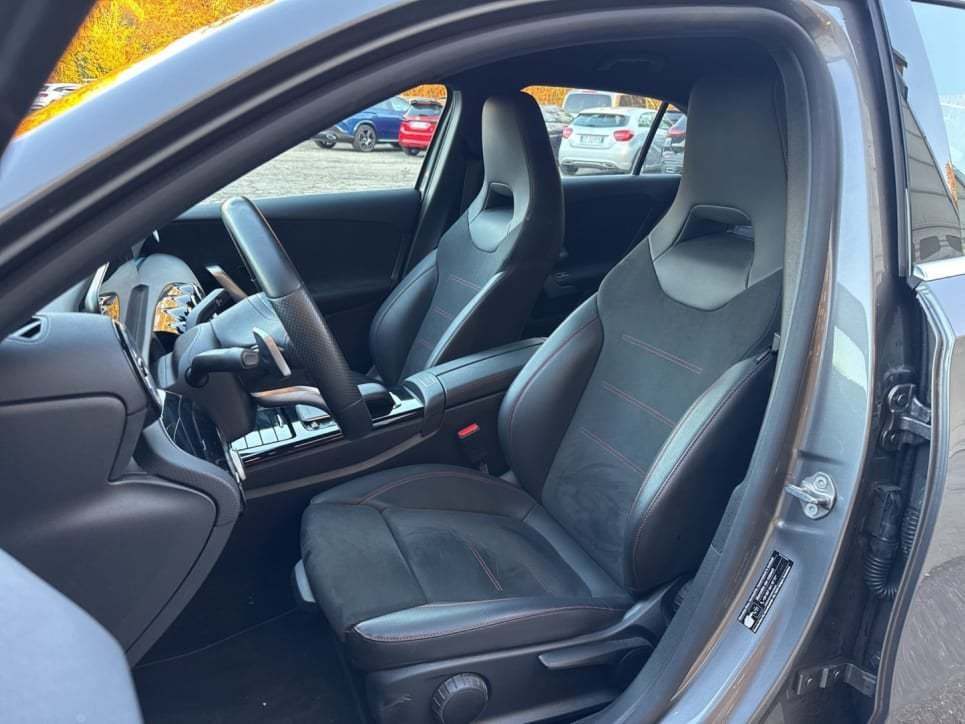 A 200 Premium Night edition auto - Certified