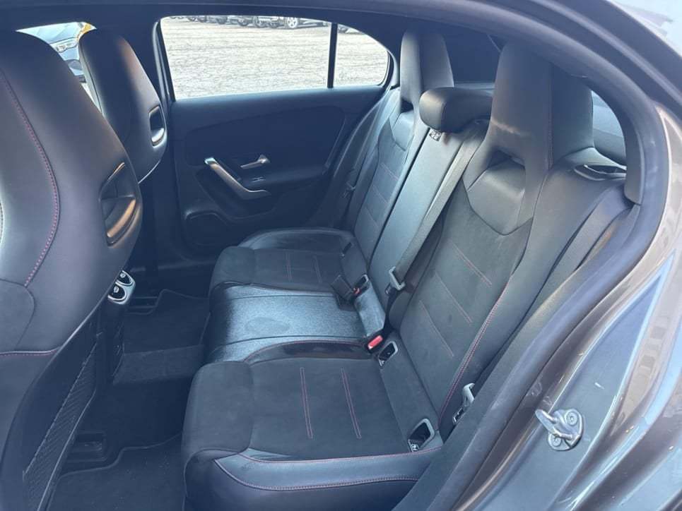 A 200 Premium Night edition auto - Certified