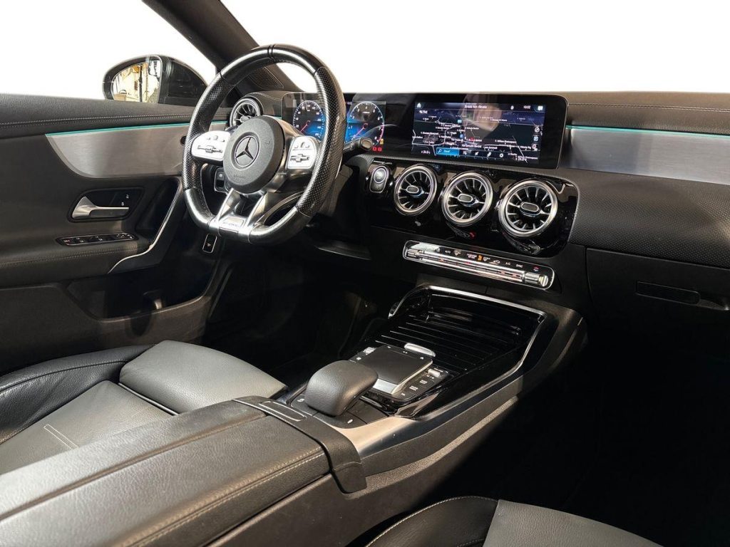 CLA Coupe AMG 35 4matic auto - Certified