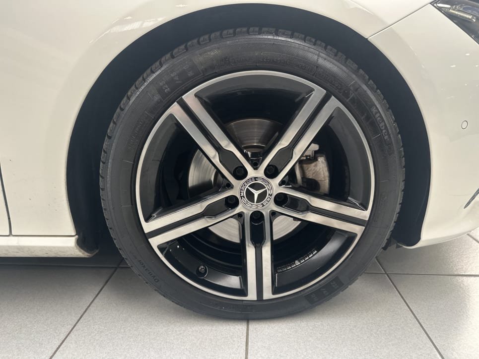 CLA Shooting Brake 180 d Sport auto - Certified