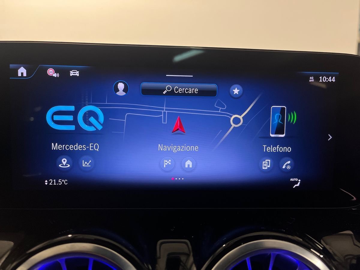 MERCEDES EQA 250+ AMG Line Advanced | Certified