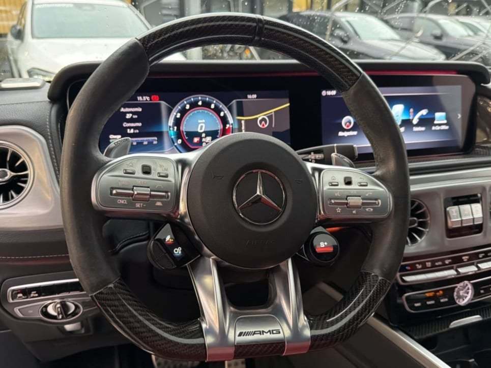 G AMG 63 585cv auto - Certified
