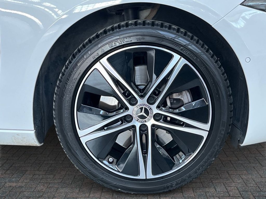 A 250 e phev Progressive Advanced Plus auto - Certified