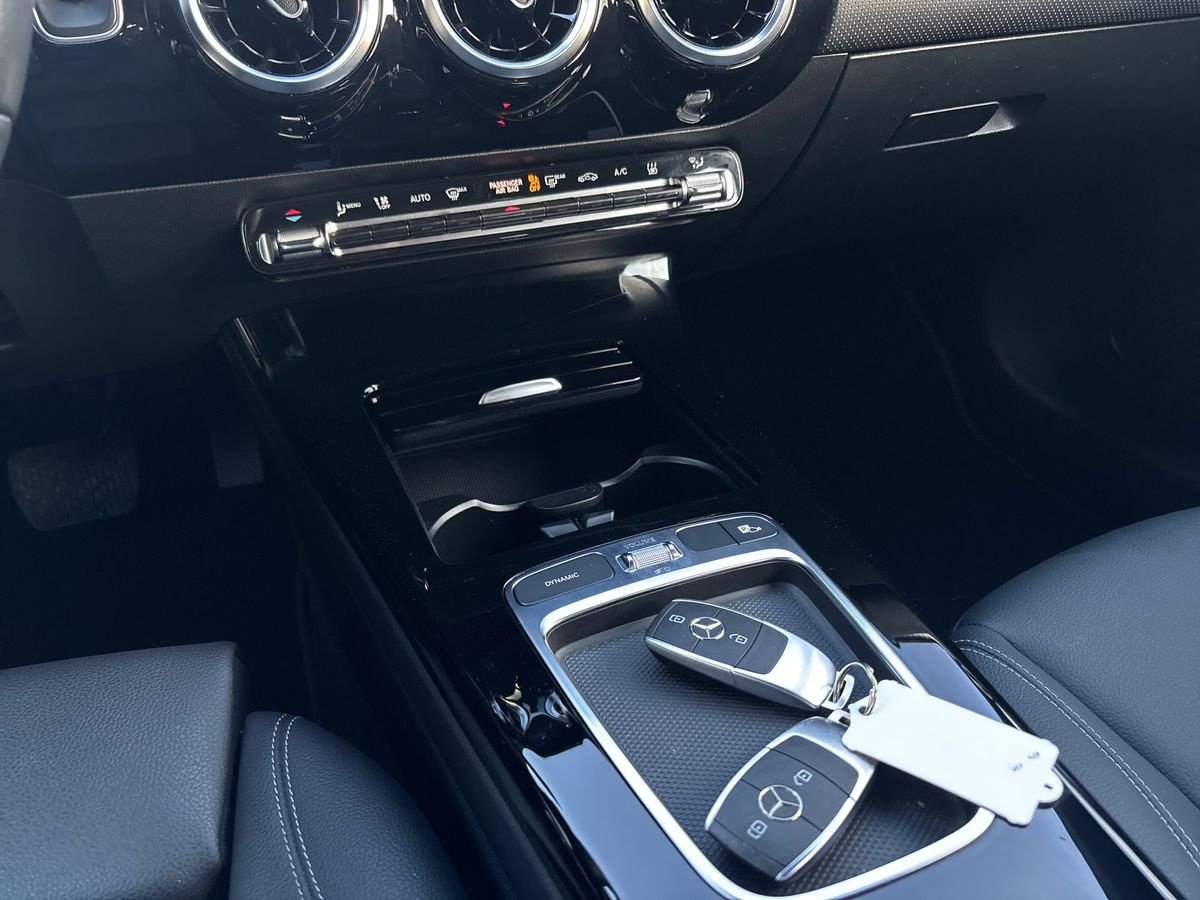 A 250 e phev Progressive Advanced auto - Certified