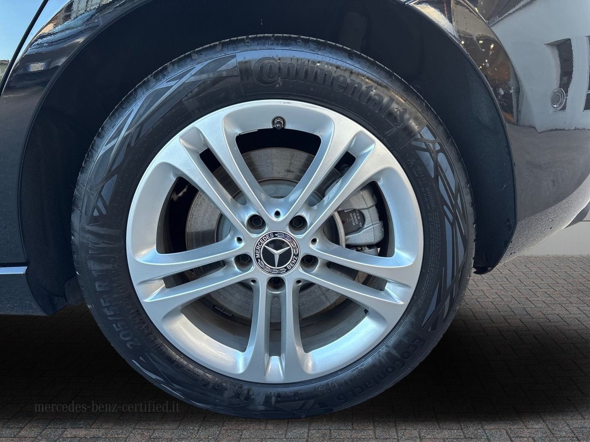 A 250 e phev Progressive Advanced auto - Certified