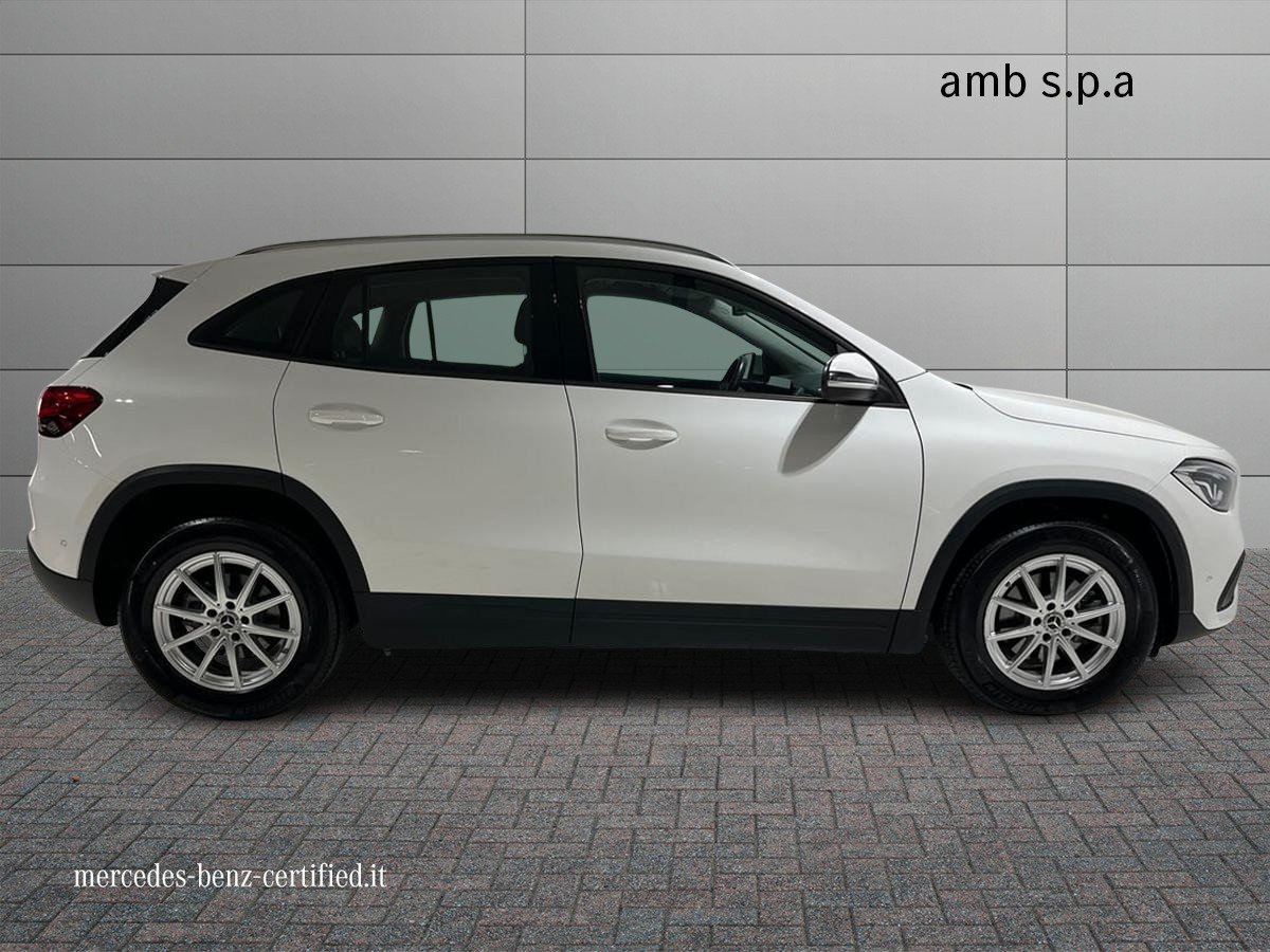 GLA 200 d Business Extra auto - Certified