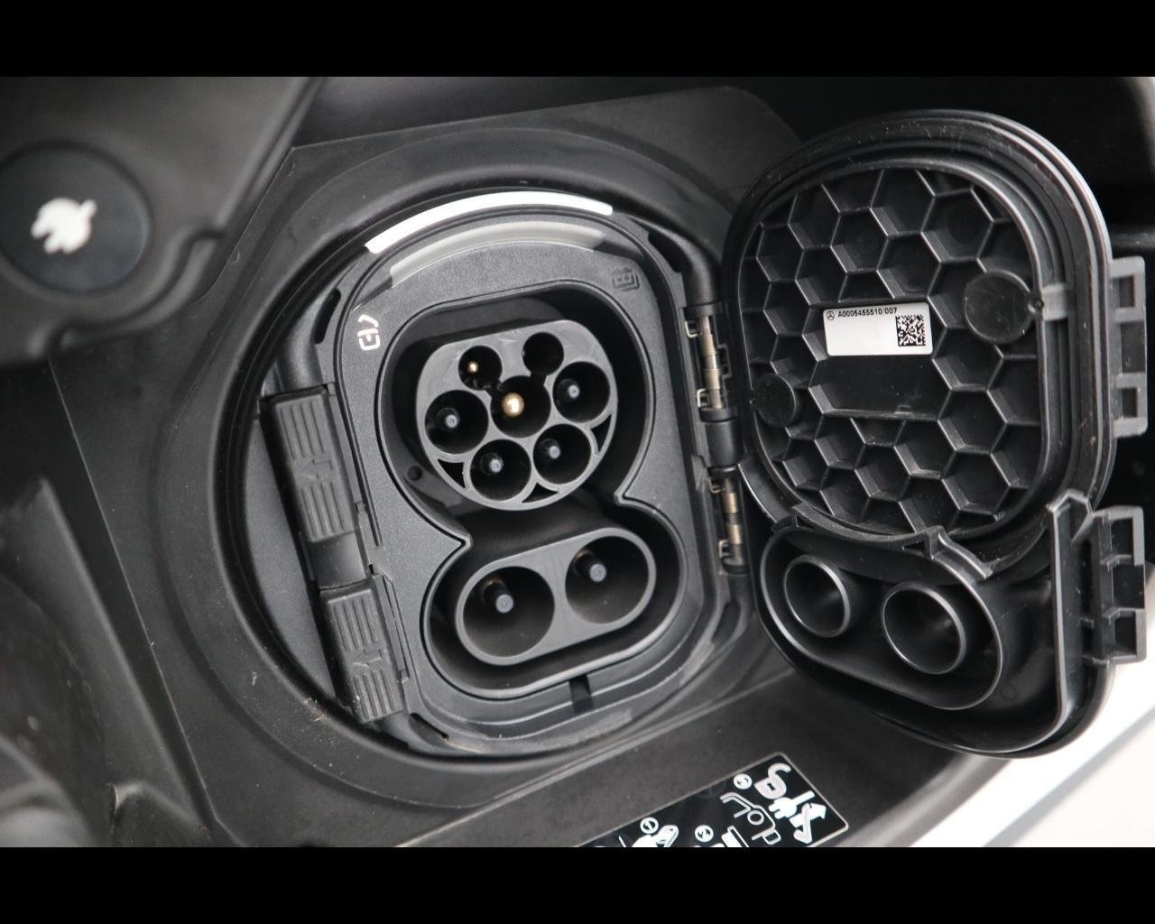 EQA 250 Premium - Certified