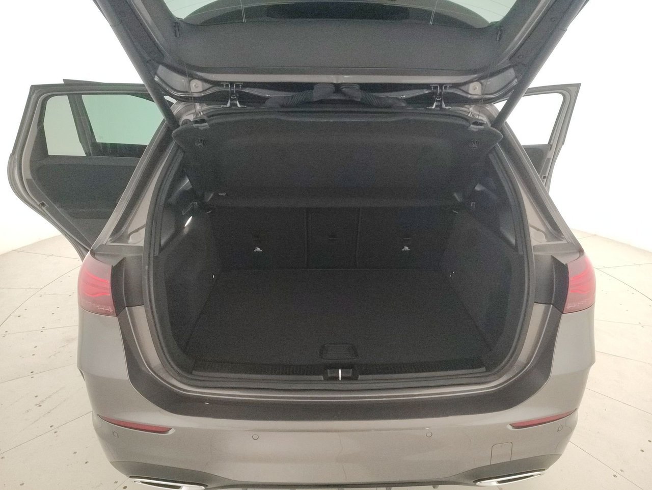 B 180 AMG Line Advanced Plus auto - Certified