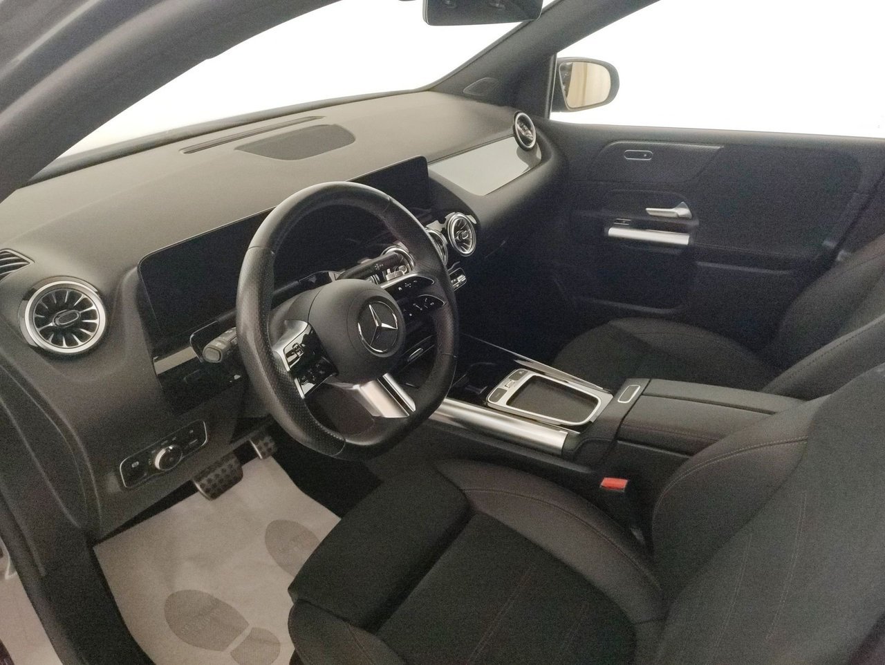 B 180 AMG Line Advanced Plus auto - Certified