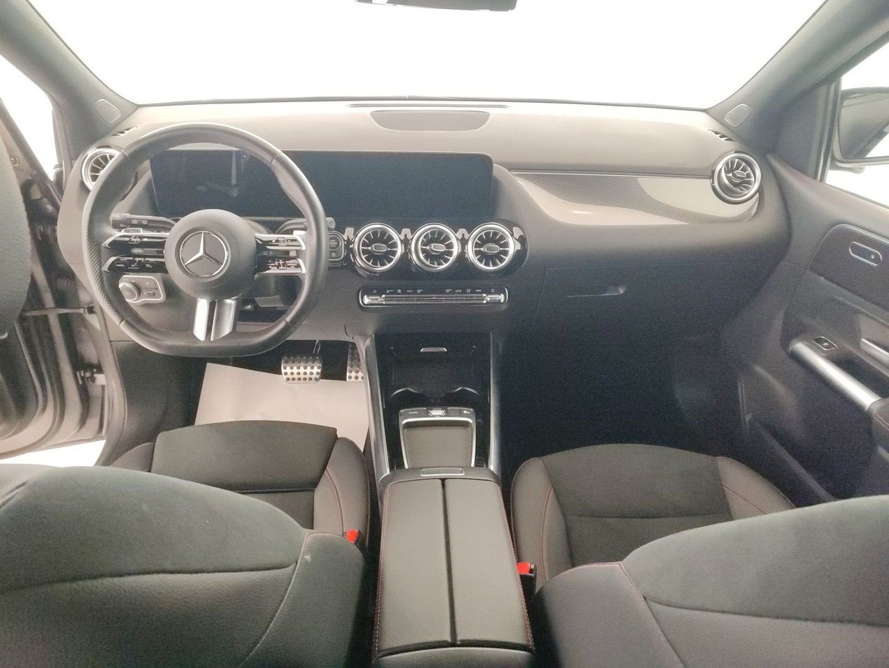 B 180 AMG Line Advanced Plus auto - Certified