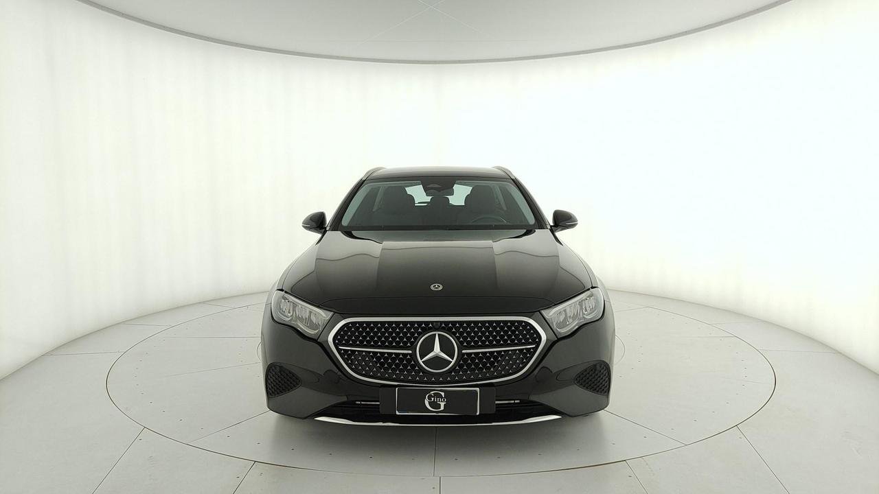 E SW 220 d Advanced auto - Certified