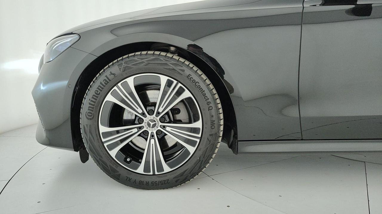 E SW 220 d Advanced auto - Certified