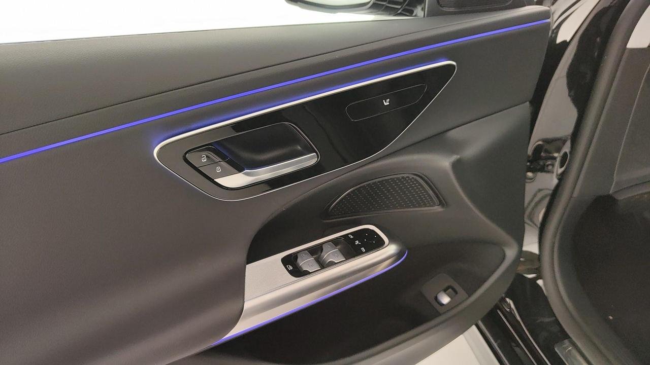 E SW 220 d Advanced auto - Certified