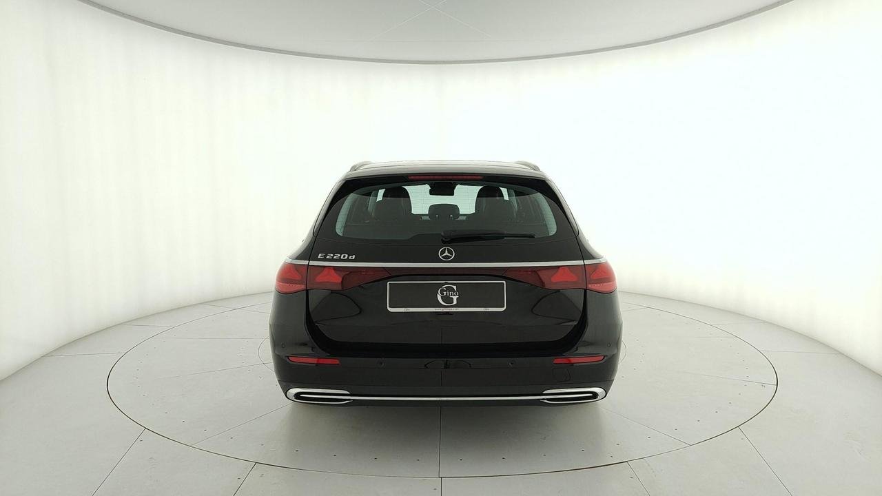 E SW 220 d Advanced auto - Certified