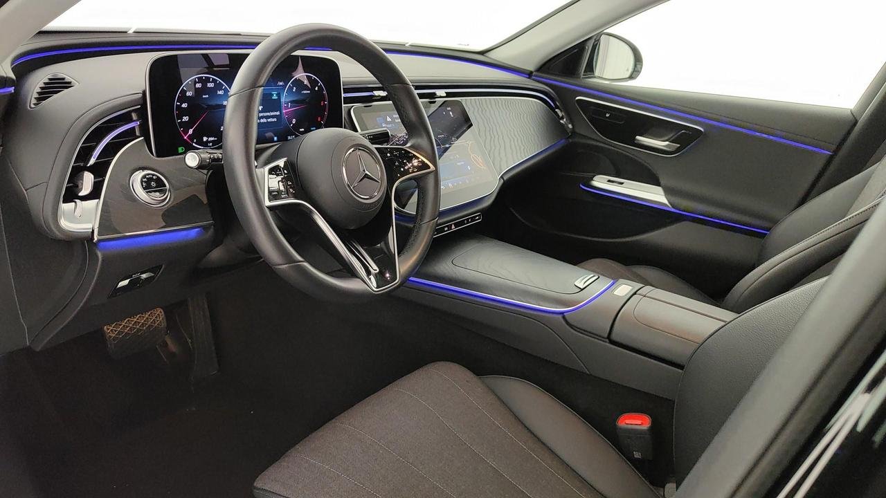 E SW 220 d Advanced auto - Certified