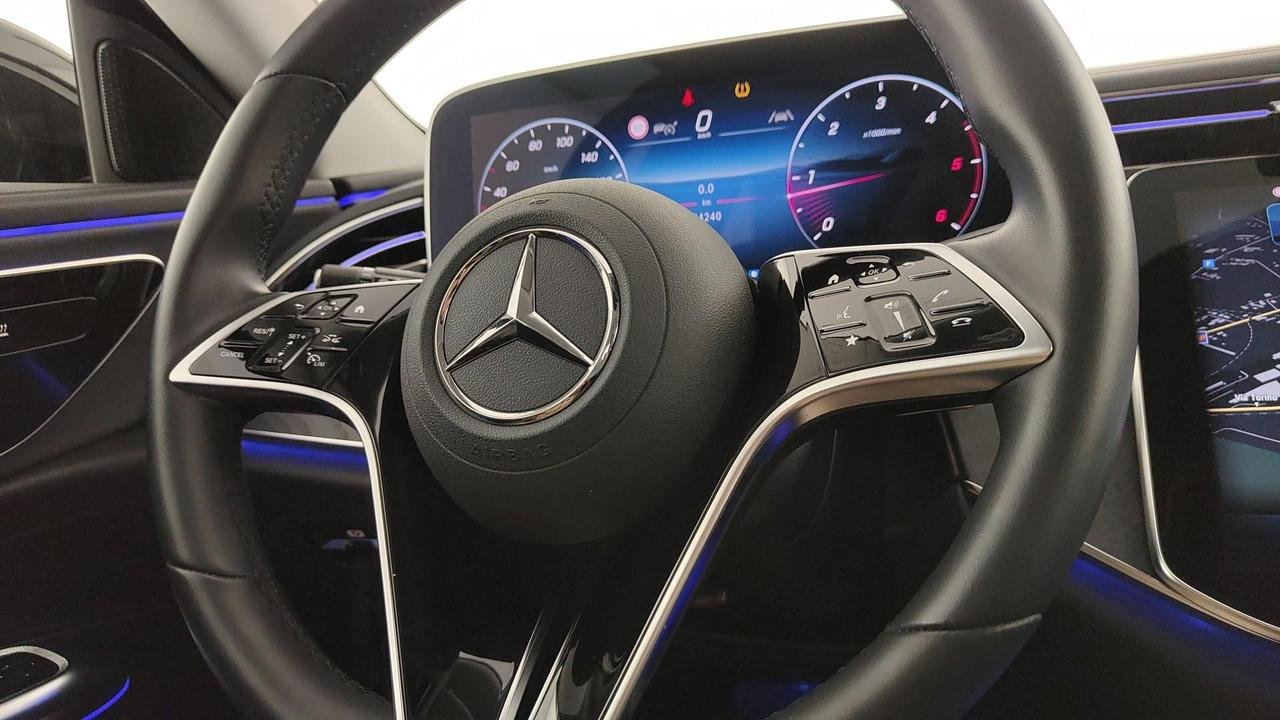 E SW 220 d Advanced auto - Certified