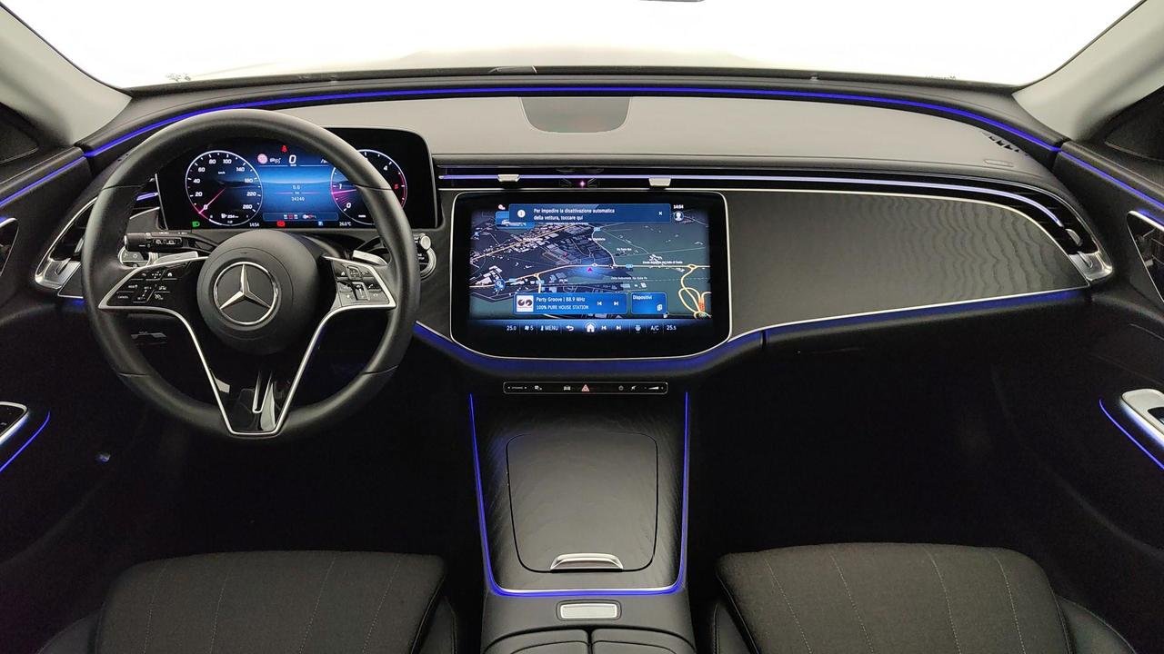 E SW 220 d Advanced auto - Certified