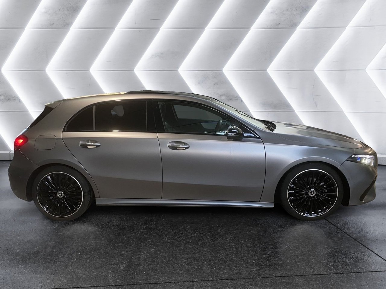 A 180 d AMG Line Premium auto - Certified