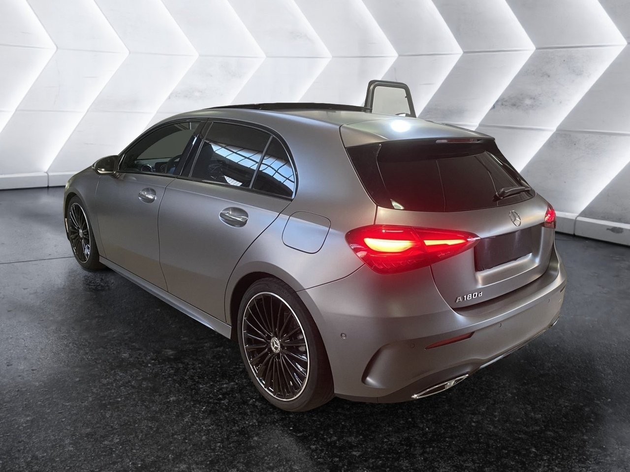 A 180 d AMG Line Premium auto - Certified