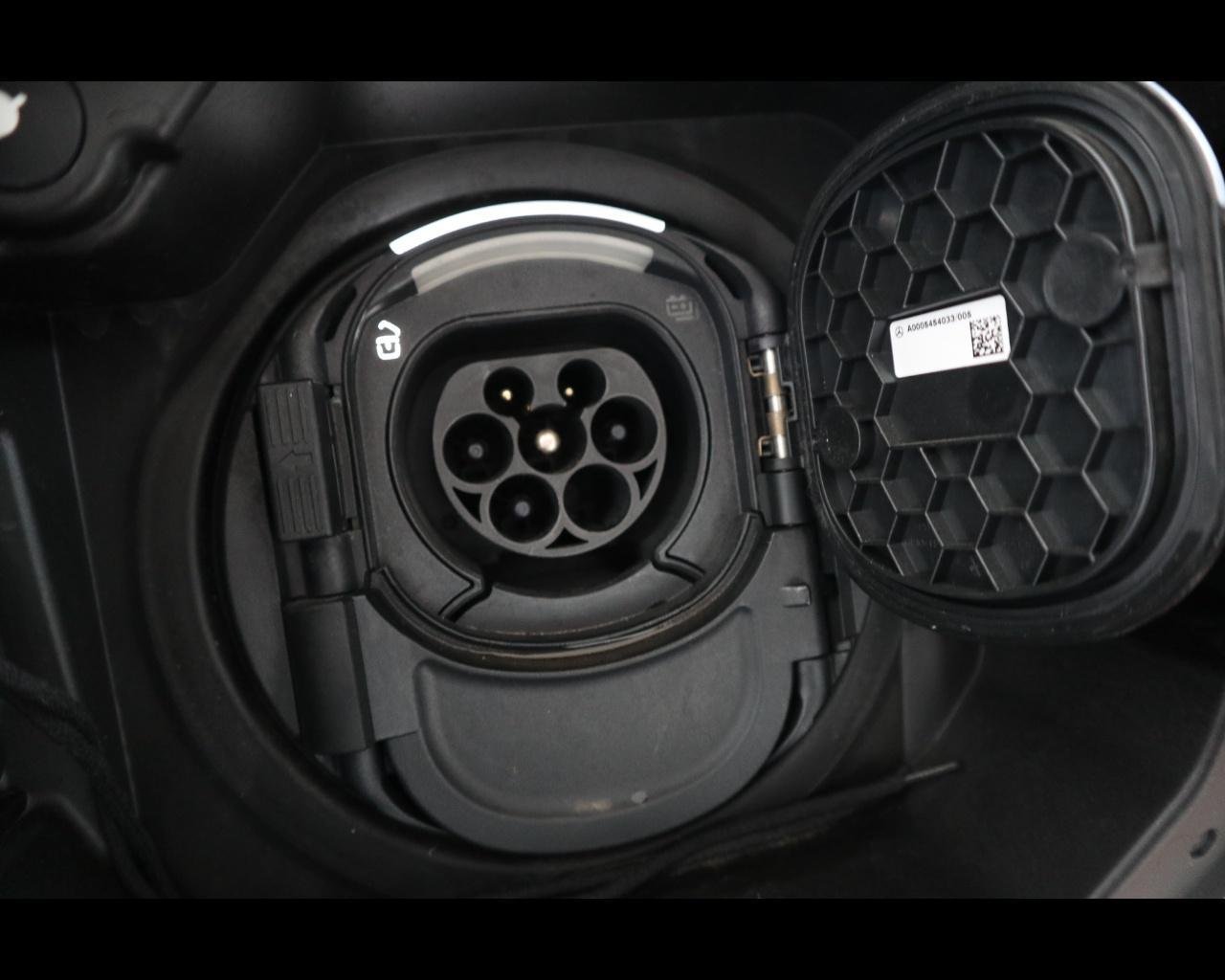 GLA 250 e phev (eq-power) Premium auto - Certified