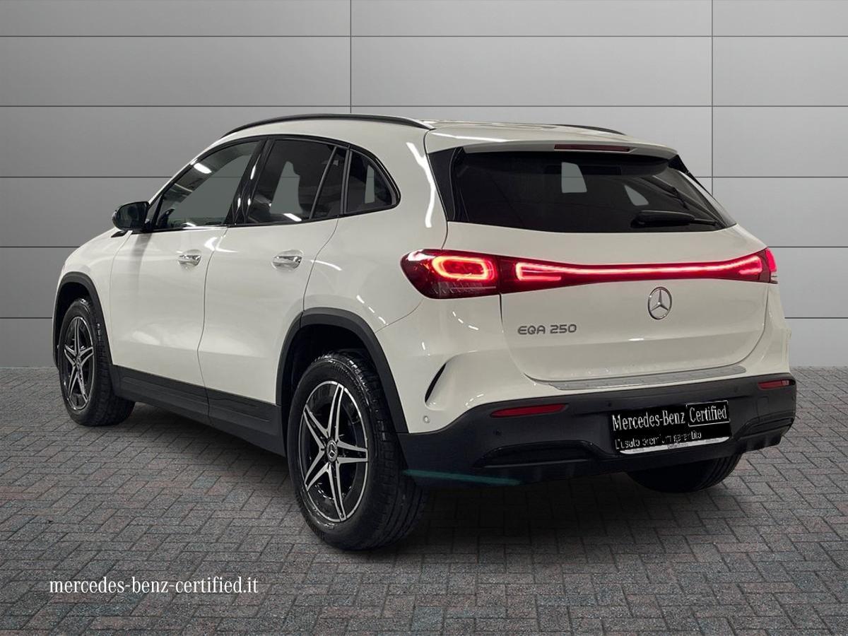 EQA 250 Premium Plus - Certified