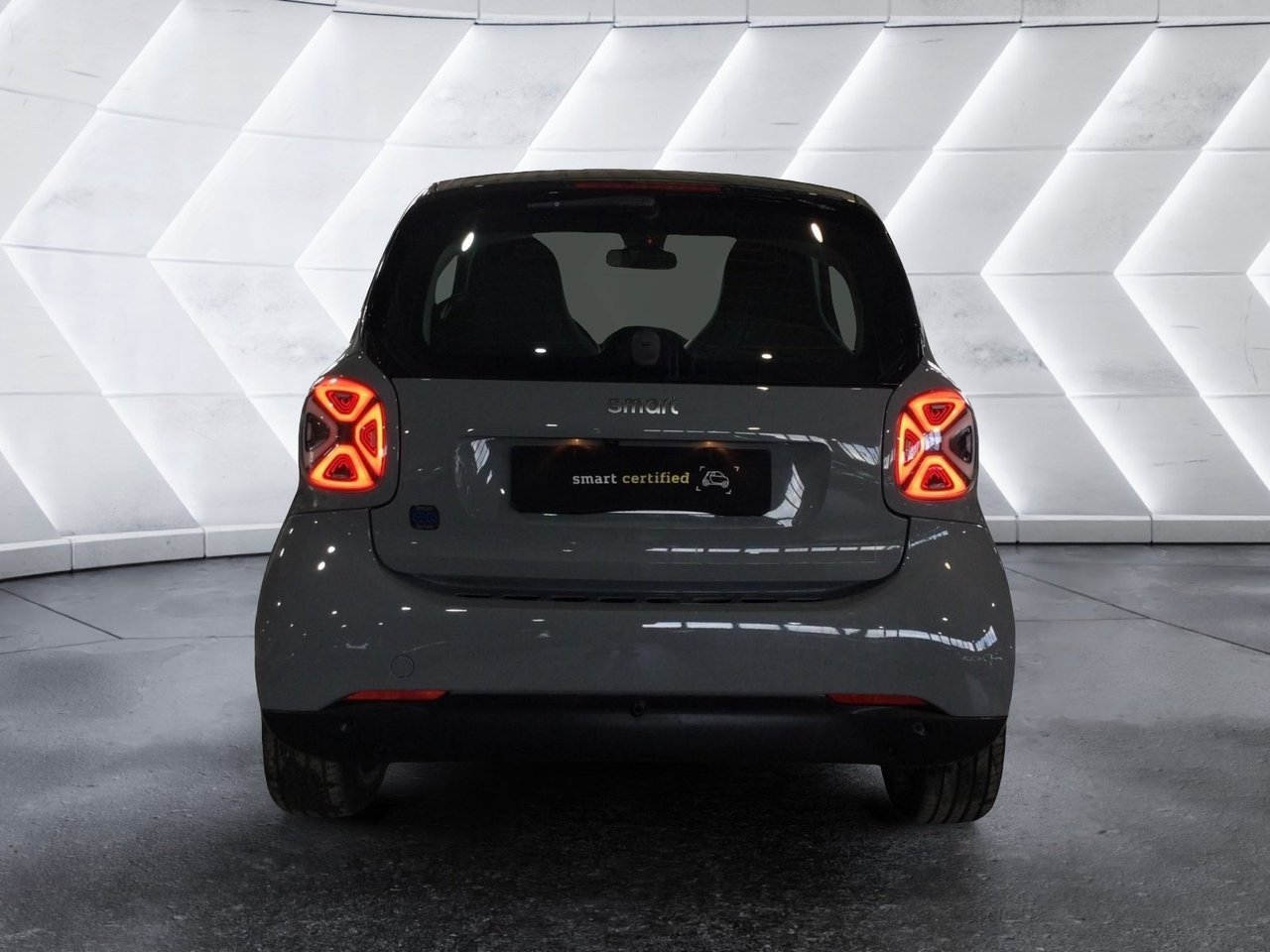 Forfour eq racingrey 22kW - Certified