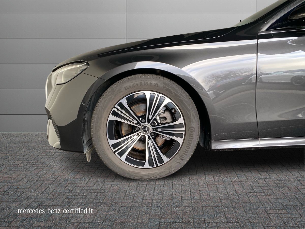 E SW 220 d Advanced auto - Certified