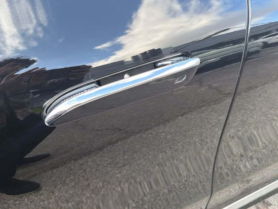 EQE 300 Premium Plus - Certified