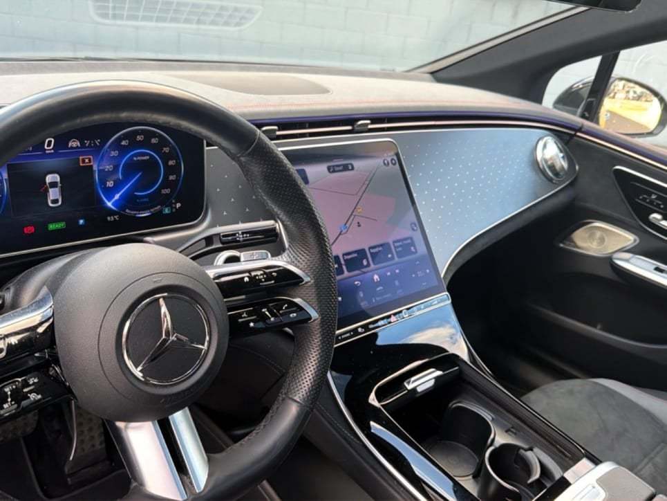 EQE 300 Premium Plus - Certified