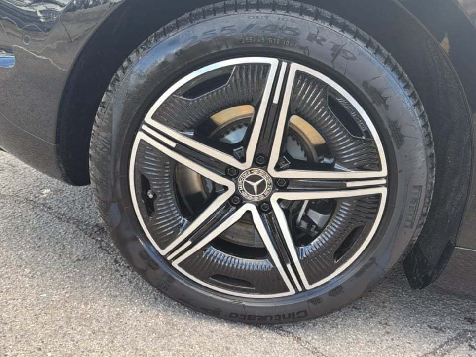 EQE 300 Premium Plus - Certified