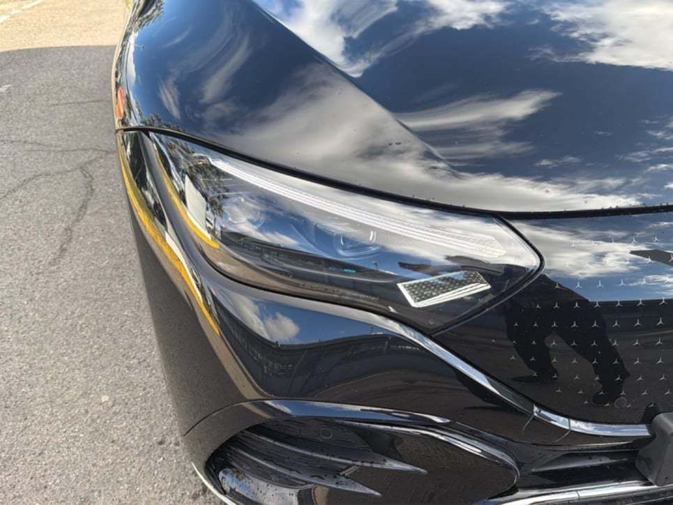 EQE 300 Premium Plus - Certified