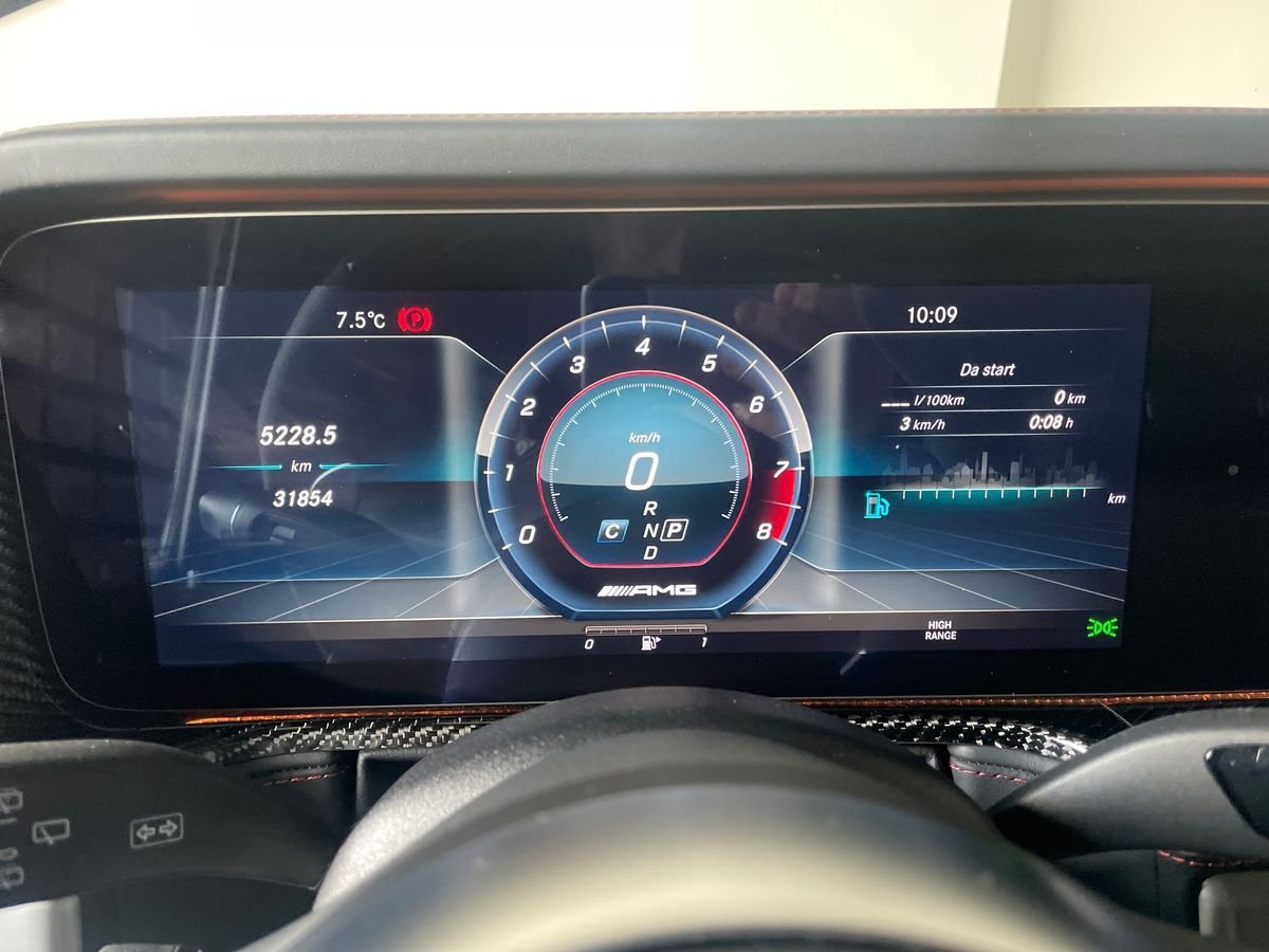 G AMG 63 585cv auto - Certified