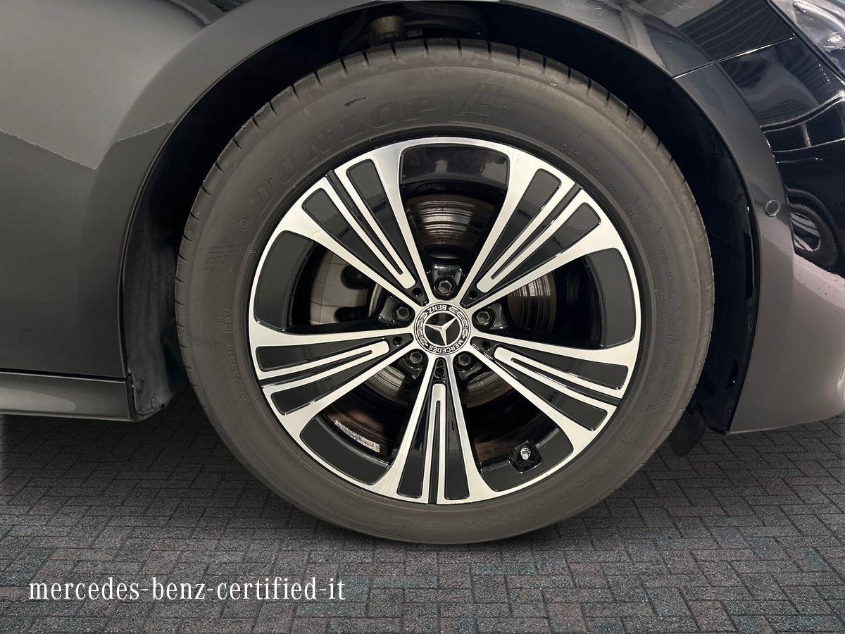 E SW 220 d Advanced auto - Certified