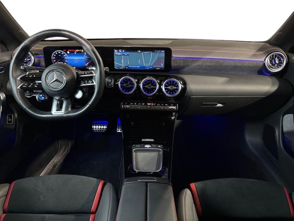 CLA Coupe AMG 35 AMG Line Premium Racing Collectio - Certified