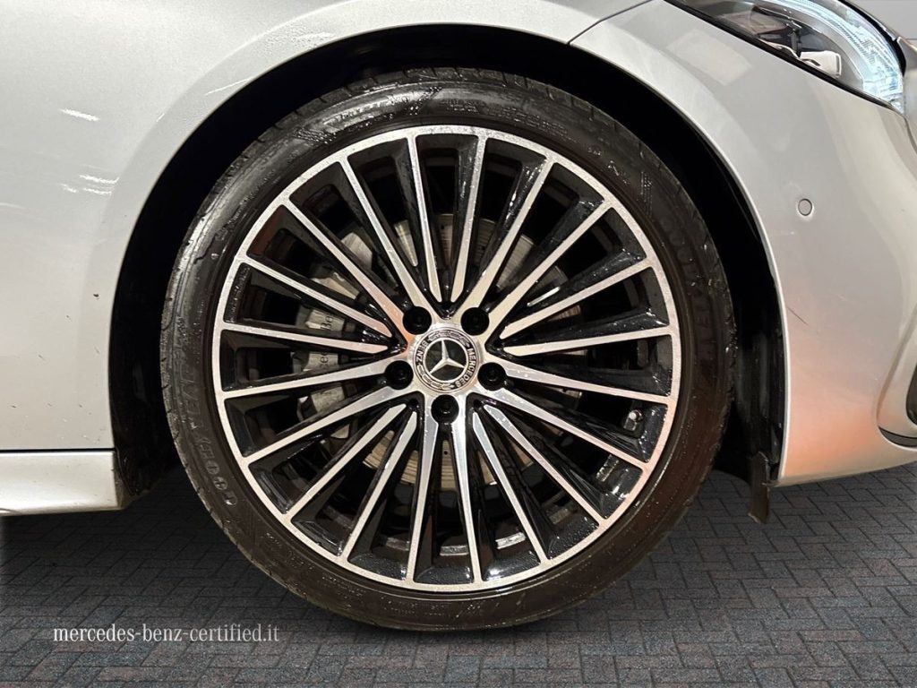 C SW 220 d mhev Premium auto - Certified