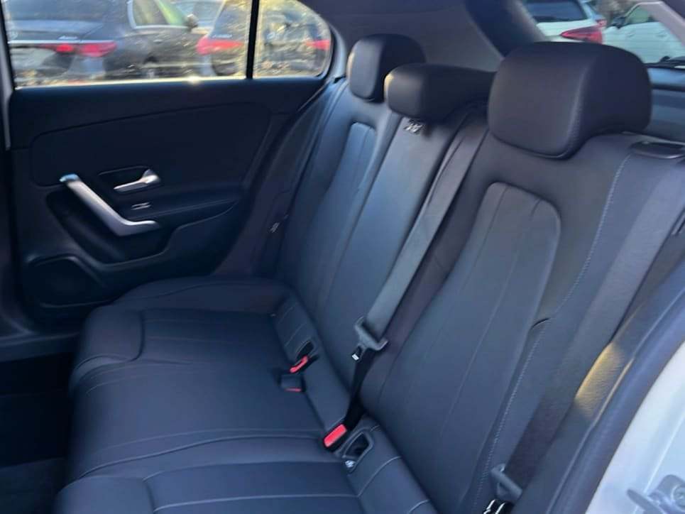 A 200 d Progressive Advanced auto - Certified