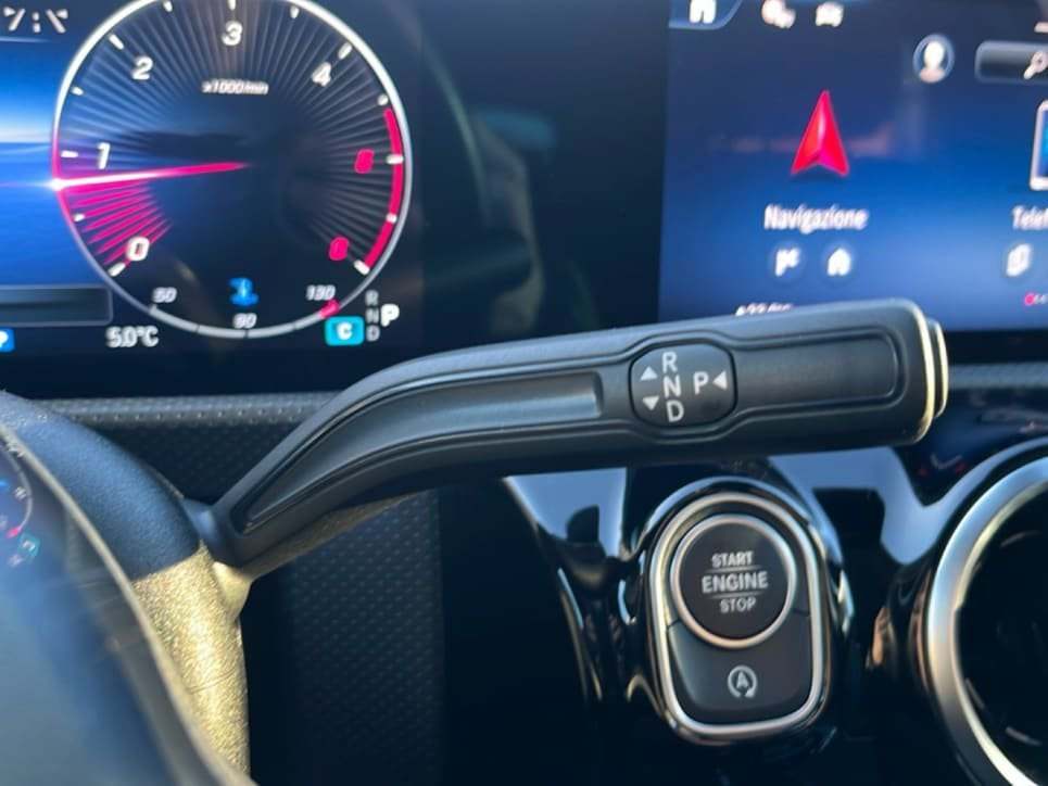 A 200 d Progressive Advanced auto - Certified