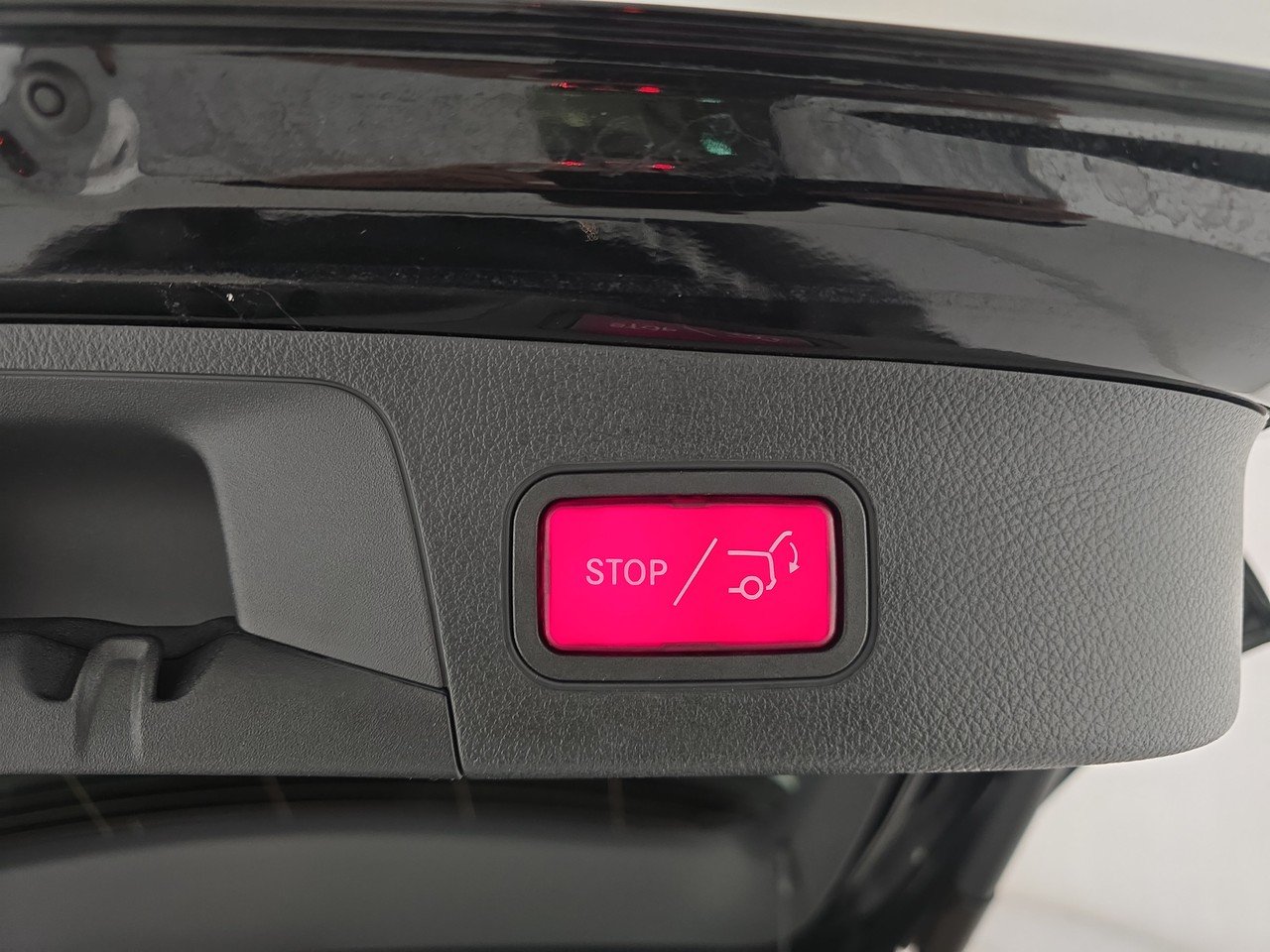 EQA 250 Premium - Certified