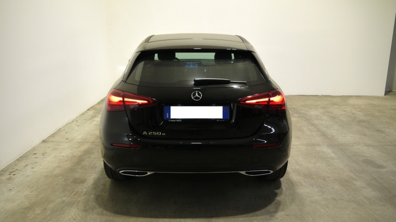 A 250 e phev Progressive Advanced auto - Certified