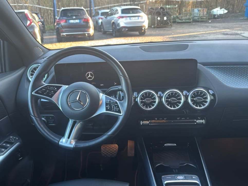 GLA 200 d Progressive Advanced Plus 4matic auto - Certified