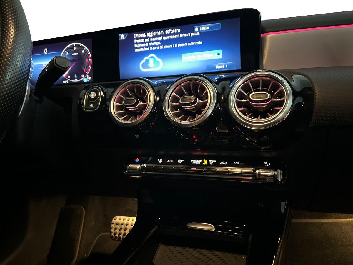 CLA Shooting Brake 200 d AMG Line Advanced Plus au - Certified