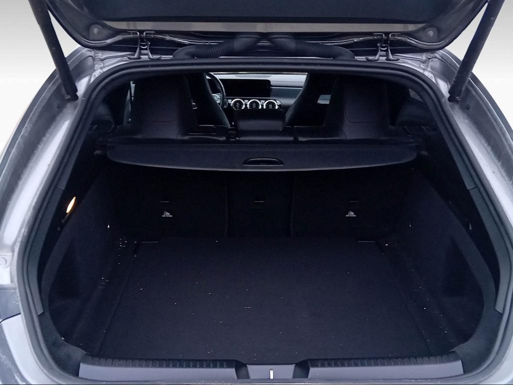 CLA Shooting Brake 200 d Premium auto - Certified