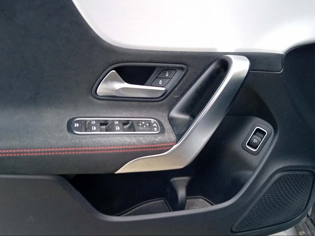 CLA Shooting Brake 200 d Premium auto - Certified