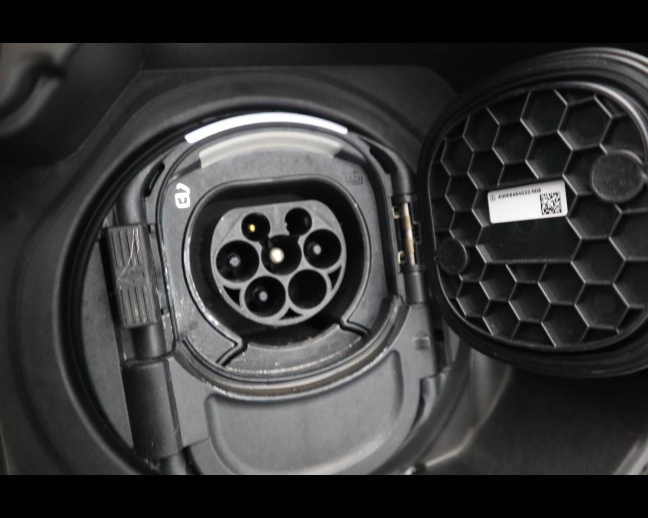 GLA 250 e phev (eq-power) Premium auto - Certified