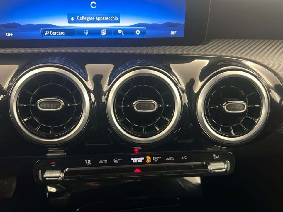 CLA Shooting Brake 180 d Advanced auto - Certified